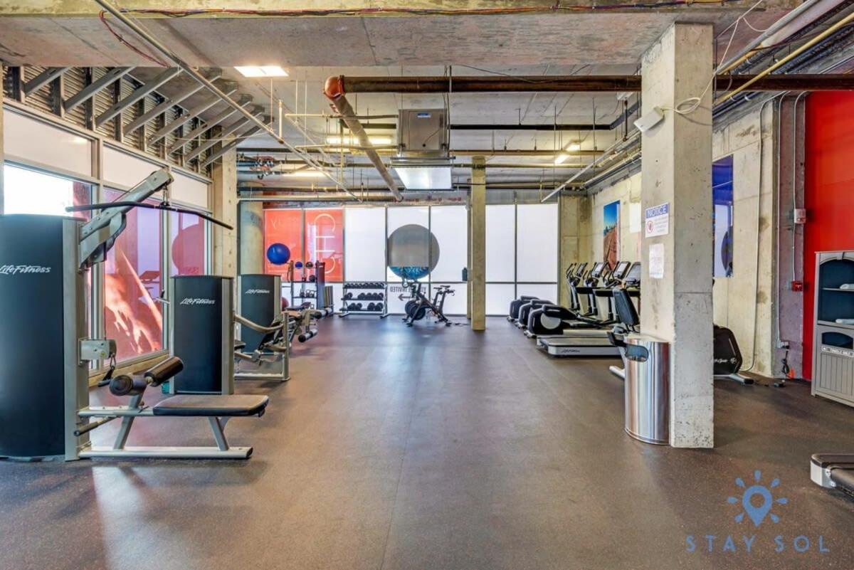 Apartment With Bay View Balcony - Pool - Up To 6 - Gym Холивуд Екстериор снимка