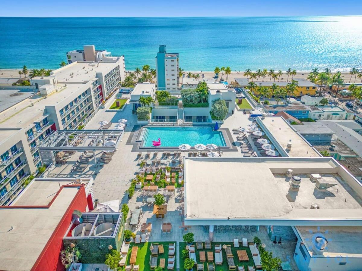Apartment With Bay View Balcony - Pool - Up To 6 - Gym Холивуд Екстериор снимка