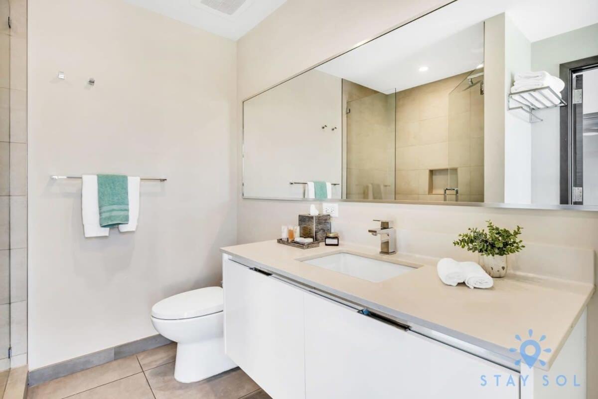 Apartment With Bay View Balcony - Pool - Up To 6 - Gym Холивуд Екстериор снимка