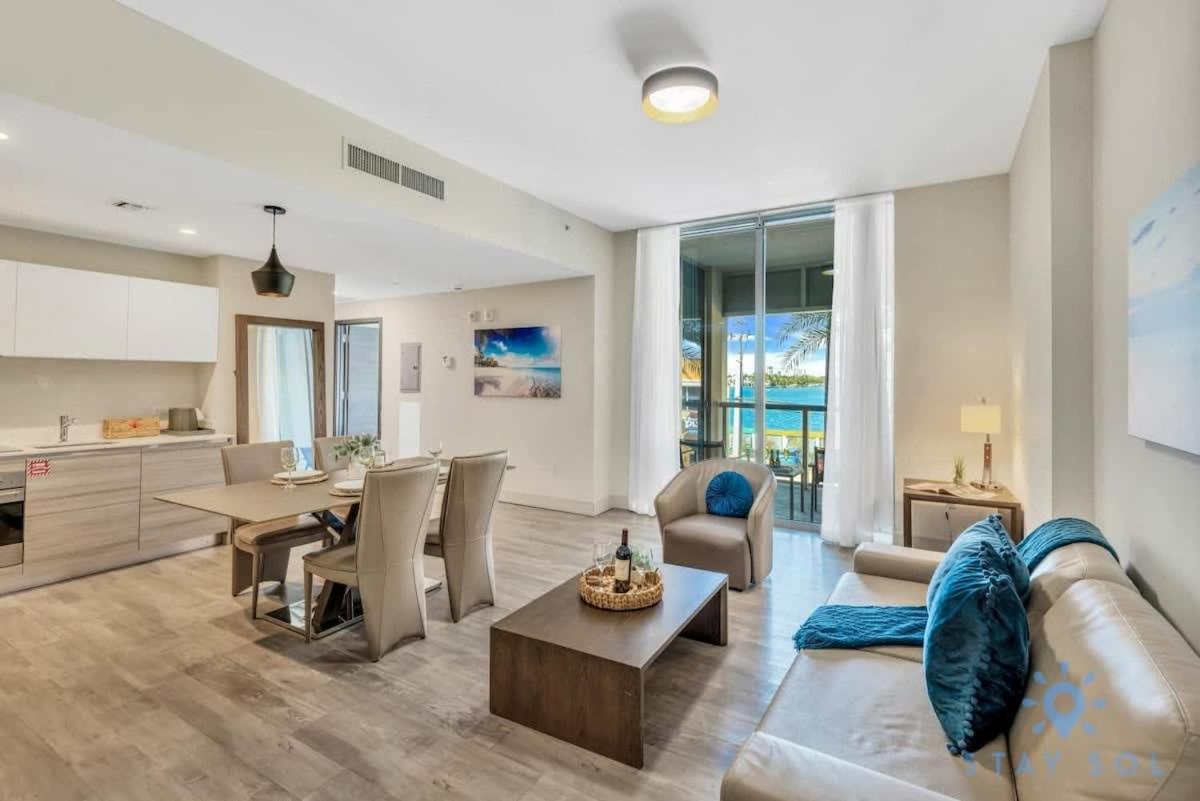 Apartment With Bay View Balcony - Pool - Up To 6 - Gym Холивуд Екстериор снимка